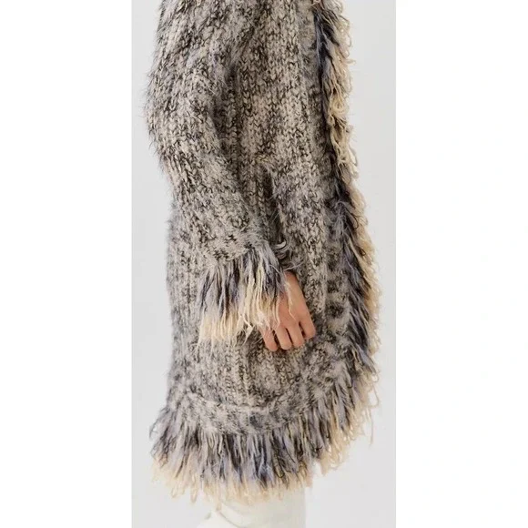 Urban outfitters Willow Fringe Cardigan Medium NWOT - Picture 2 of 13